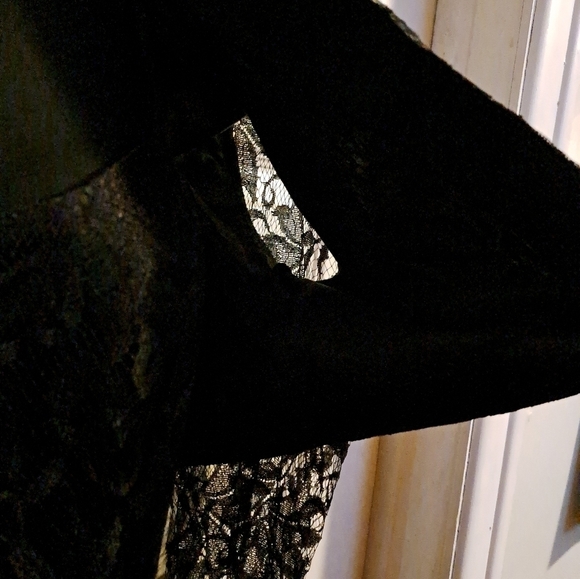 All that jazzy two Piece Dress and jacket outer material is lace. - Picture 9 of 10